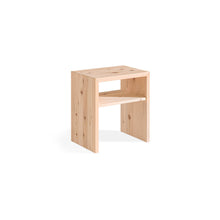 Lade das Bild in den Galerie-Viewer, Pinar 1