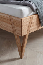 Lade das Bild in den Galerie-Viewer, Viva-Detail-Bett