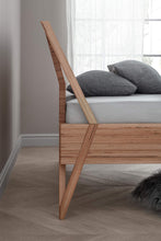 Lade das Bild in den Galerie-Viewer, Viva-Massivholzbett-Detail