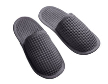 Lade das Bild in den Galerie-Viewer, Hotelslipper, Badeschuhe, Bio-Baumwolle, anthrazit, Cotonea